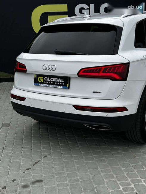 Audi Q5 2017 - фото 26