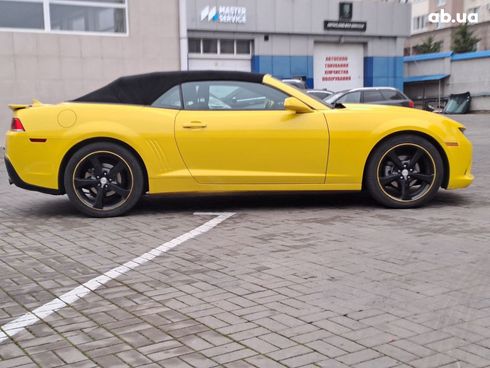 Chevrolet Camaro 2013 желтый - фото 5