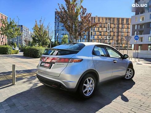 Honda Civic 2006 - фото 25
