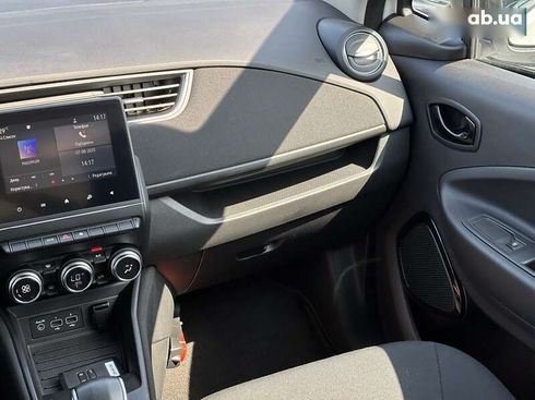 Renault Zoe 2020 - фото 19