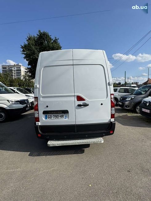 Renault Master 2021 - фото 9