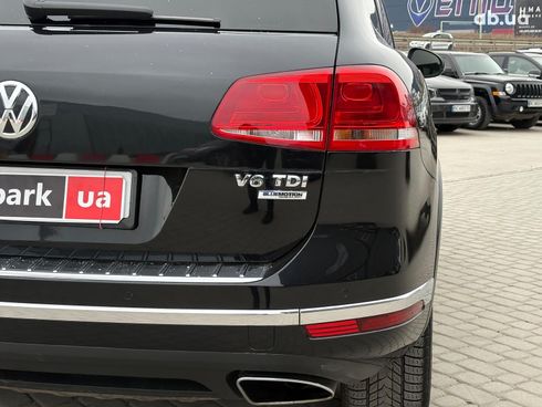Volkswagen Touareg 2015 черный - фото 8