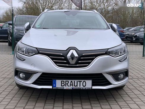 Renault Megane 2018 - фото 4