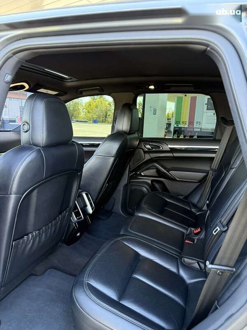 Porsche Cayenne 2015 - фото 16