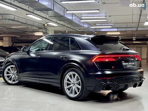 Audi RS Q8 2020 - фото 17