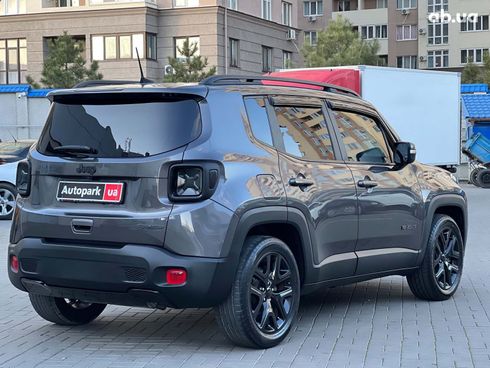 Jeep Renegade 2019 серый - фото 10