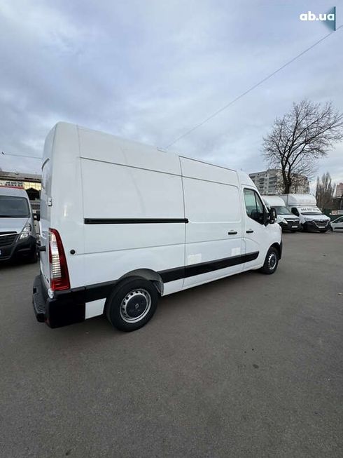 Renault Master 2020 - фото 10