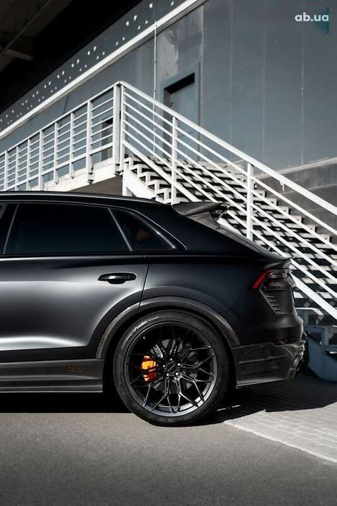 Audi RS Q8 2020 - фото 3