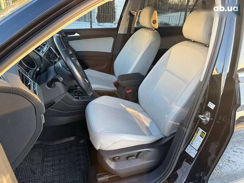 Volkswagen Tiguan 2019 - фото 11