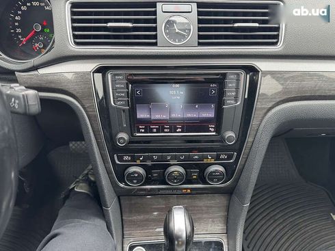 Volkswagen Passat 2016 - фото 24