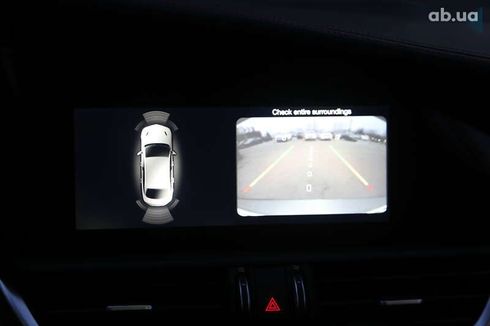 Alfa Romeo Giulia 2017 - фото 20