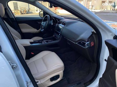 Jaguar F-Pace 2017 - фото 24