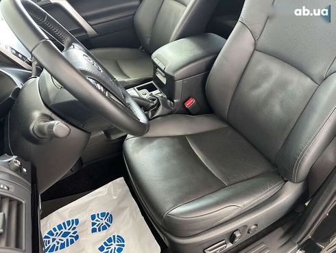 Toyota Land Cruiser Prado 2023 - фото 6