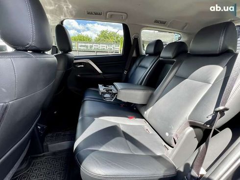 Mitsubishi Pajero Sport 2019 - фото 27