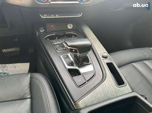 Audi A4 2018 - фото 29
