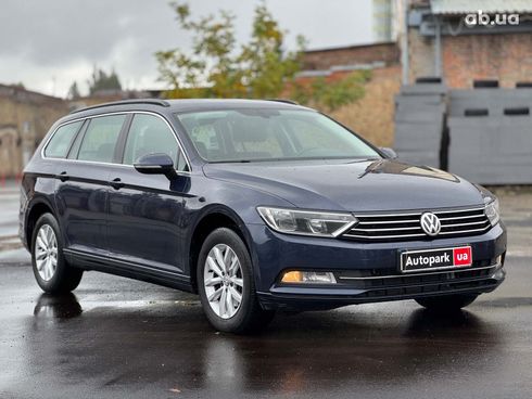 Volkswagen passat b8 2015 синий - фото 16