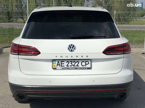 Volkswagen Touareg 2020 - фото 5