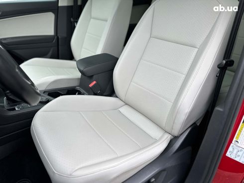 Volkswagen Tiguan 2019 красный - фото 23