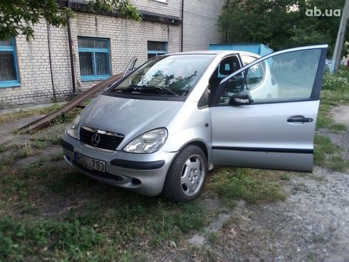 Mercedes-Benz A-Класс 2003 серебристый - фото 3