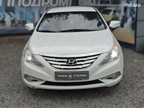 Hyundai Sonata 2016 белый - фото 2
