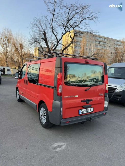 Renault Trafic 2012 - фото 7