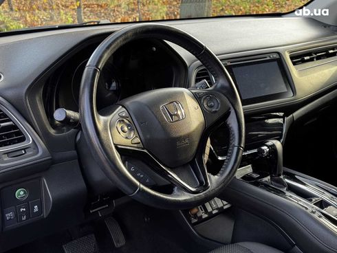 Honda HR-V 2018 синий - фото 13