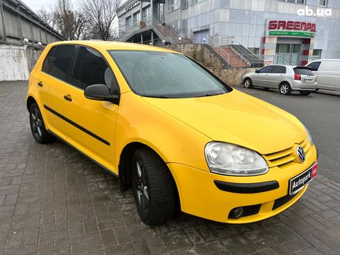 Volkswagen Golf 2007 желтый - фото 3