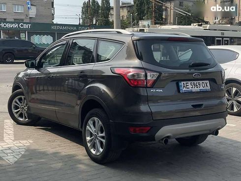 Ford Kuga 2019 - фото 6