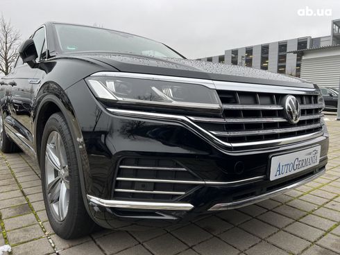 Volkswagen Touareg 2022 - фото 26