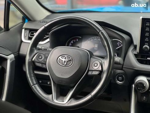 Toyota RAV4 2019 - фото 11