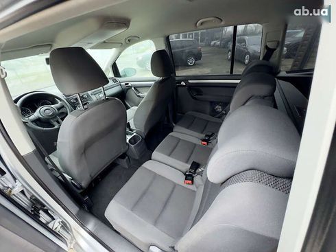 Volkswagen Touran 2013 - фото 25