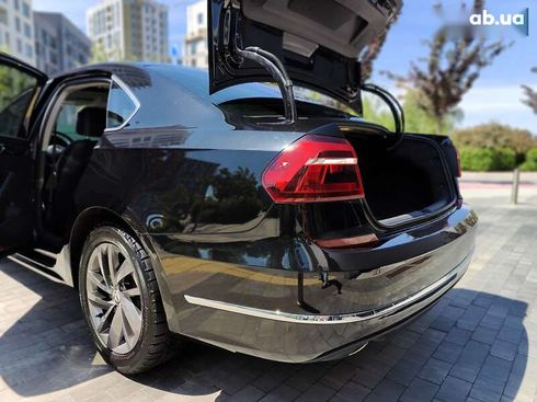 Volkswagen Passat 2017 - фото 13
