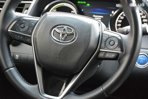 Toyota Camry 2019 - фото 21