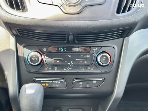 Ford Escape 2016 синий - фото 16