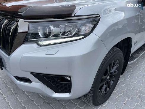 Toyota Land Cruiser Prado 2021 - фото 23