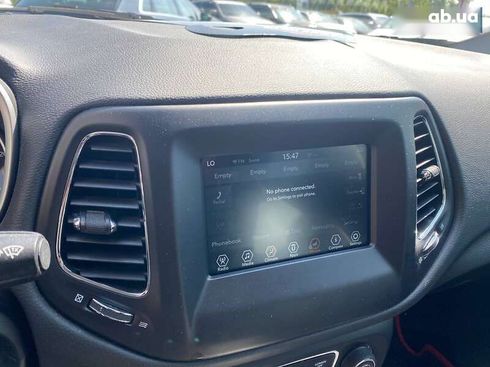 Jeep Compass 2018 - фото 15