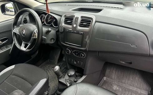 Renault Sandero 2021 - фото 13