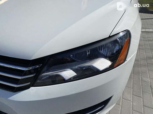 Volkswagen Passat 2013 - фото 2