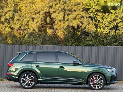 Audi Q7 2021 - фото 3