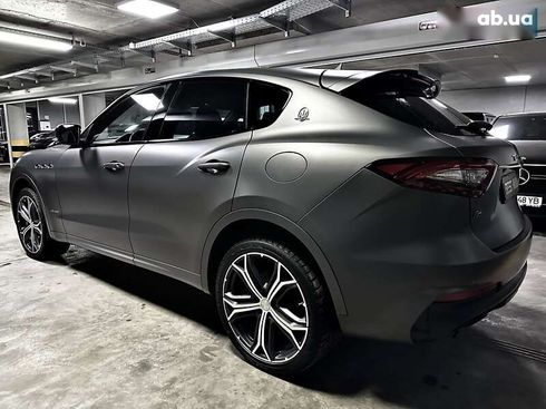 Maserati Levante 2019 - фото 15