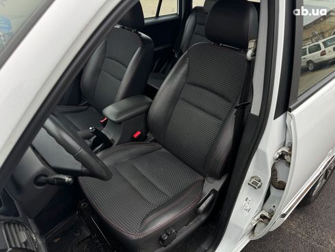 Chery Tiggo 3 2017 белый - фото 20