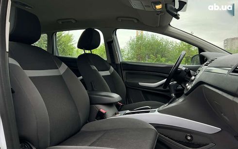Ford Kuga 2012 - фото 9