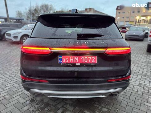 Lincoln Corsair 2020 - фото 11
