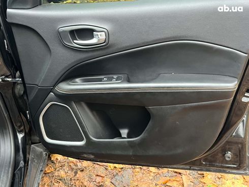 Jeep Compass 2017 черный - фото 124