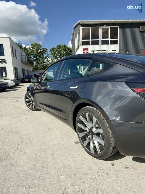 Tesla Model 3 2024 - фото 14