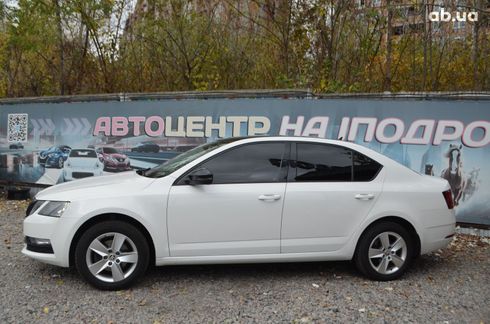 Skoda Octavia 2019 белый - фото 8
