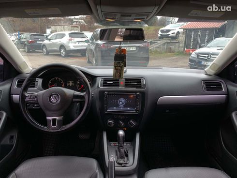 Volkswagen Jetta 2010 черный - фото 85