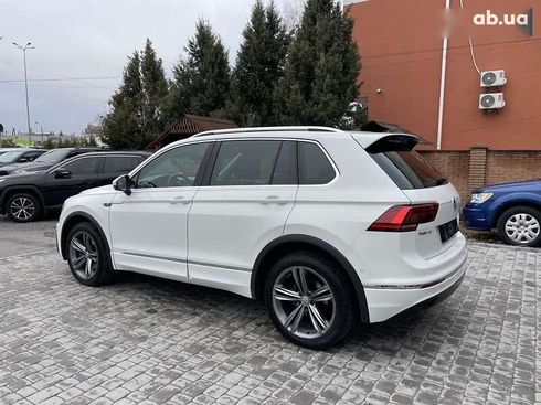 Volkswagen Tiguan 2017 - фото 18