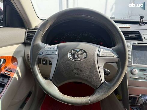 Toyota Camry 2008 - фото 15