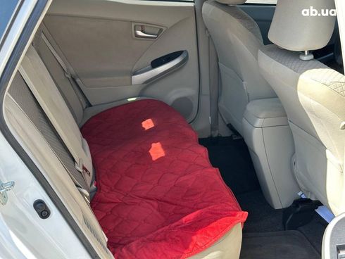 Toyota Prius 2012 белый - фото 44